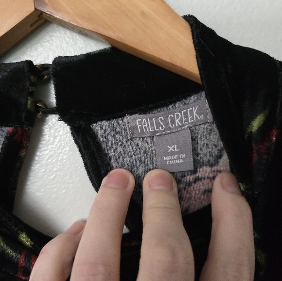 Falls Creek Womens Dark Floral Velvet Dress Size XL Black Stretch Whimsigoth - Picture 3 of 11